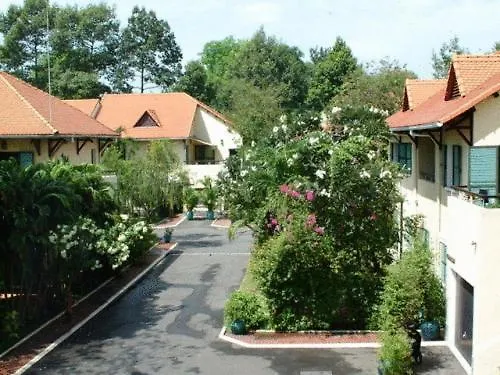 Saigon Village Ho Si Minh-város Apartmanhotel